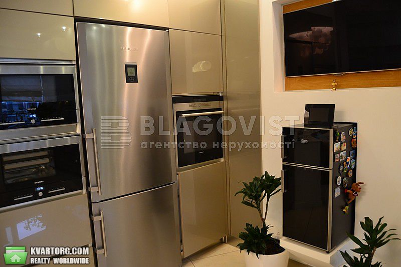 Sell 3-room apartment. Киев,  Старонаводницкая — photo 2
