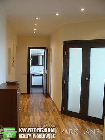 Sell 2-room apartment. Киев,  Миропольская — photo 1