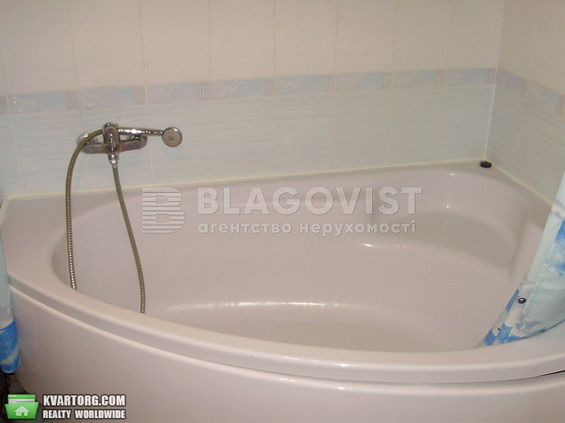 Rent out 2-room apartment. Киев,  Шелковичная — photo 6