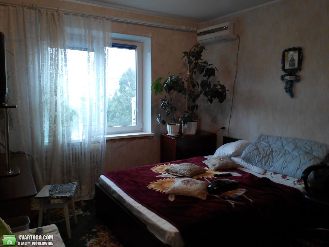 Sell 2-room apartment. Днепропетровск, б-р Славы — photo 2
