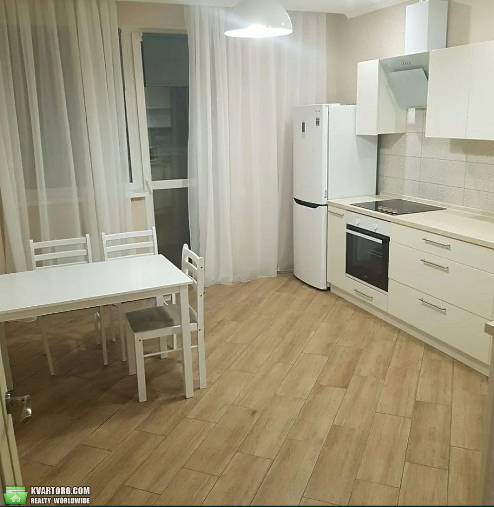Rent out 1-room apartment. Киев, Драгоманова — photo 6