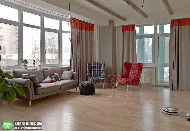 Rent out 3-room apartment. Киев,  Тургеневская — photo 1