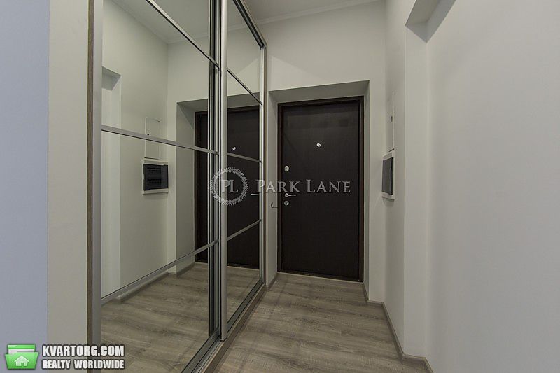Rent out 2-room apartment. Киев,  Мазепы — photo 4