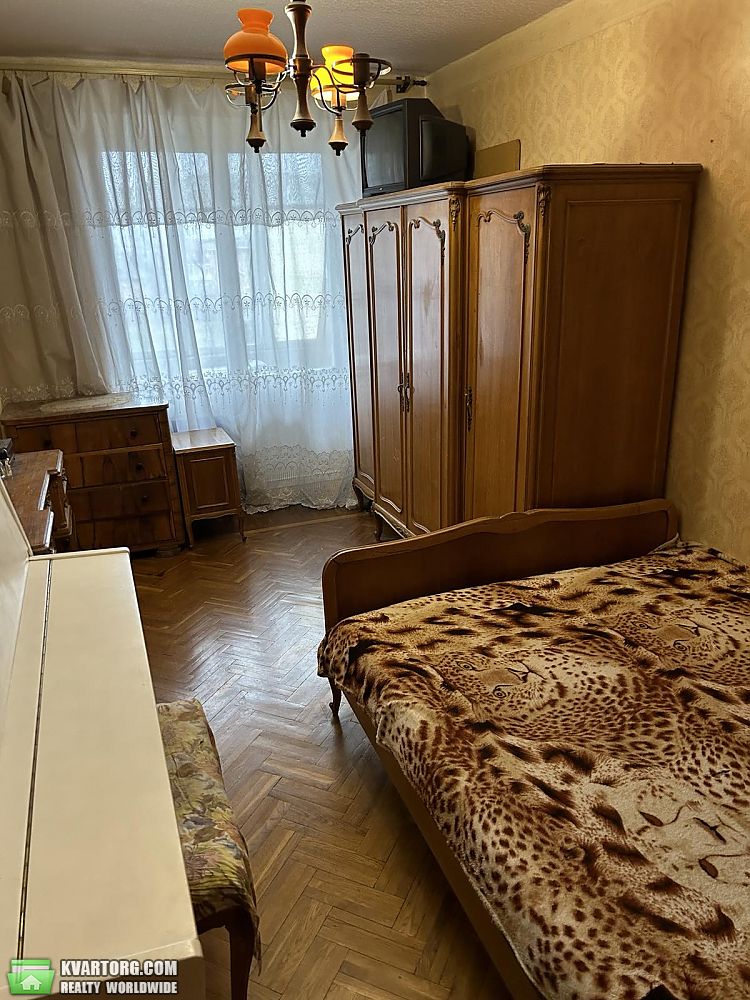 Rent out 3-room apartment. Киевская обл., Олександрійський бульвар — photo 5