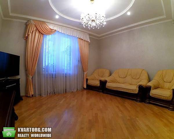 Rent out 3-room apartment. Киев,  Мельникова — photo 4