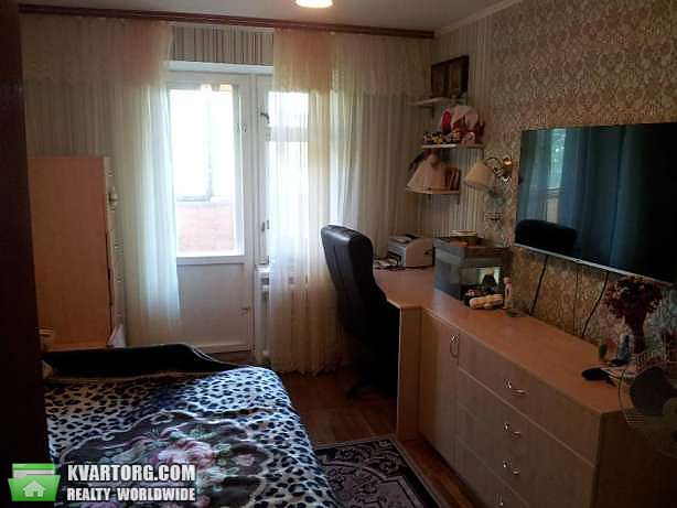 Sell 3-room apartment. Киев,  Стадионная — photo 1