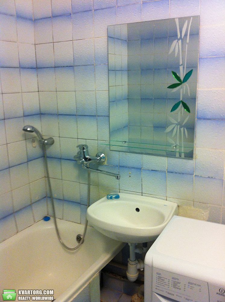 Rent out 1-room apartment. Киев,  Демиевская — photo 10