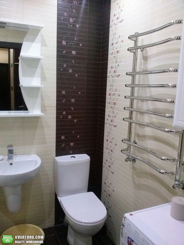Rent out 2-room apartment. Киев, Леси Украинки — photo 9