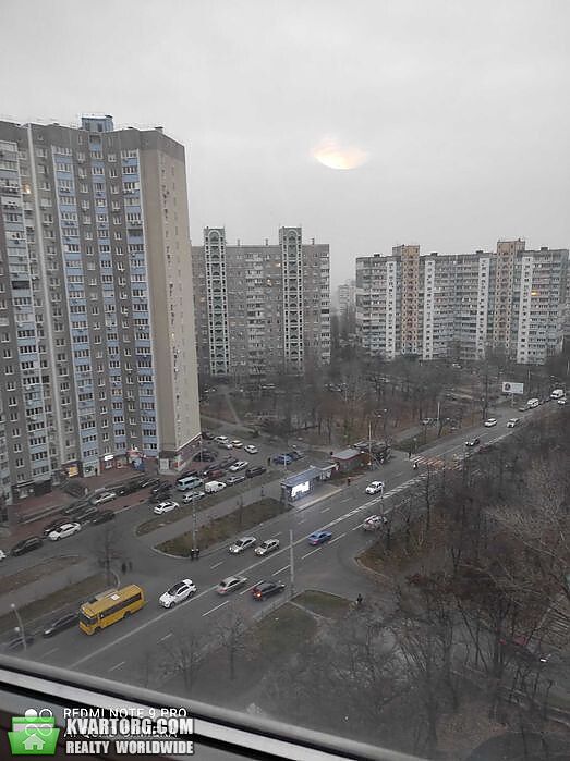 Rent out 2-room apartment. Киев, Виноградар, Ужвій — photo 8