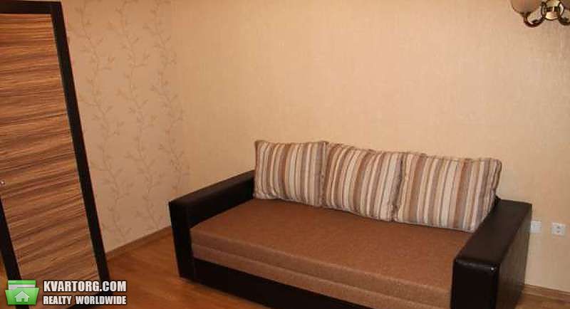 Rent out 2-room apartment. Киев,  Бажана — photo 6