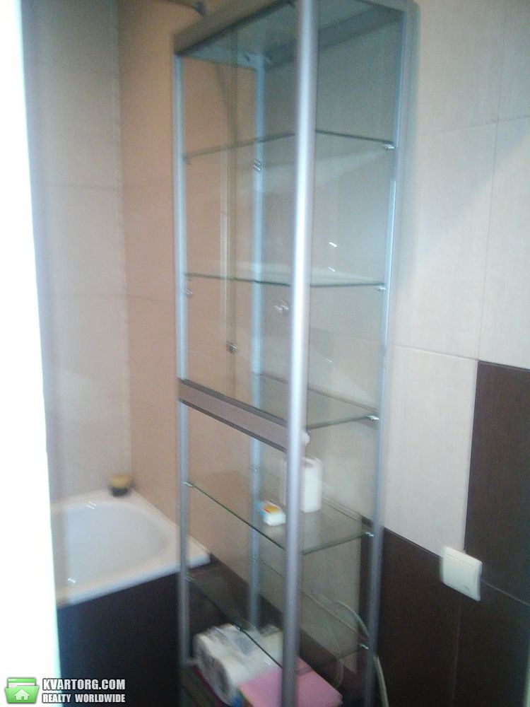 Rent out 2-room apartment. Киев,  Минина — photo 6