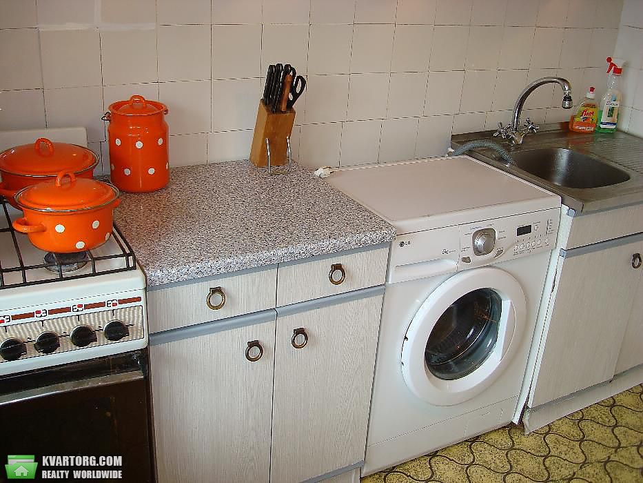 Sell 2-room apartment. Киев,  Булаховского — photo 3