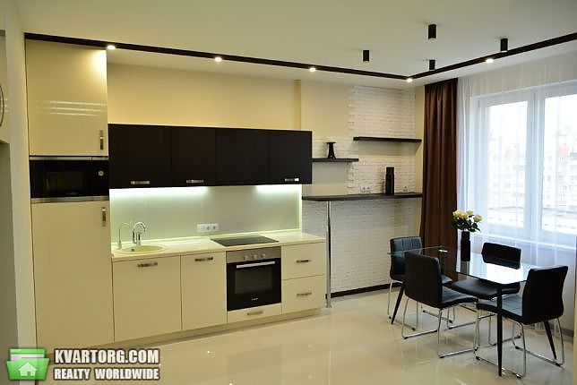 Rent out 1-room apartment. Киев, Чернавола — photo 6