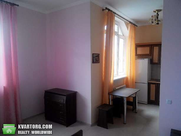 Rent out 1-room apartment. Киев, Хоткевича ул. — photo 4