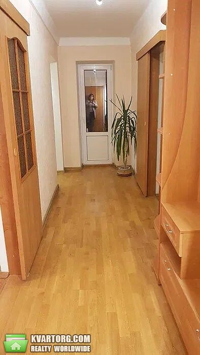 Rent out 2-room apartment. Киев, Щусєва — photo 2