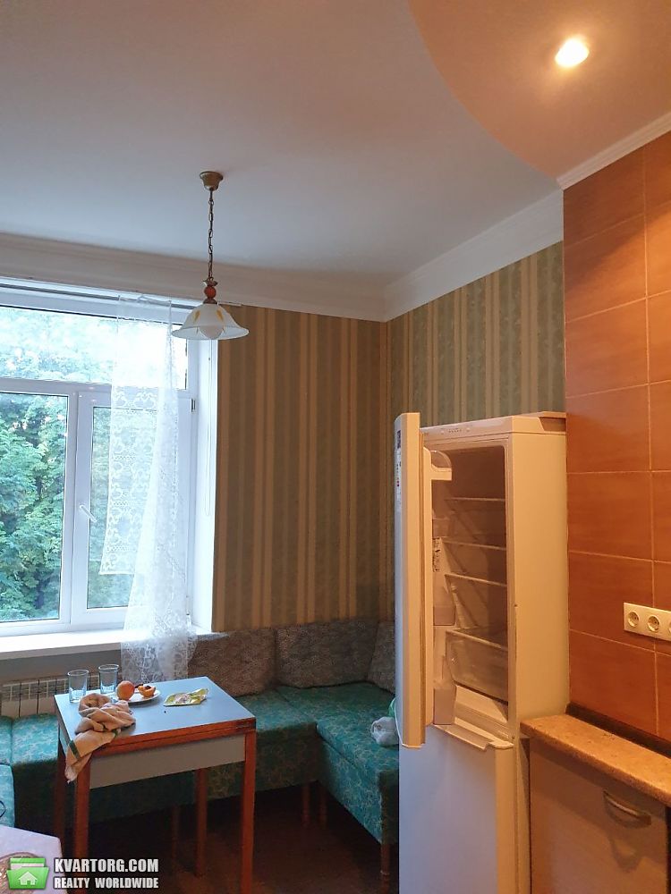 Rent out 1-room apartment. Киев, Мартиросяна — photo 5