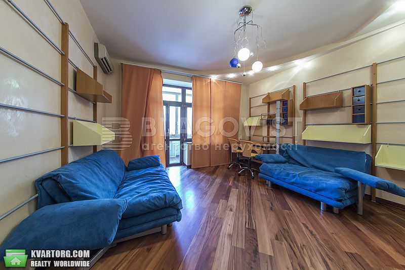 Rent out 4-room apartment. Киев,  Богдана Хмельницкого — photo 2