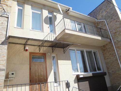 Rent out house. Одесса, Урожайная — photo 1