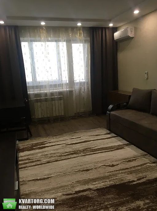Rent out 2-room apartment. Киев,  Никольско-Слободская — photo 9