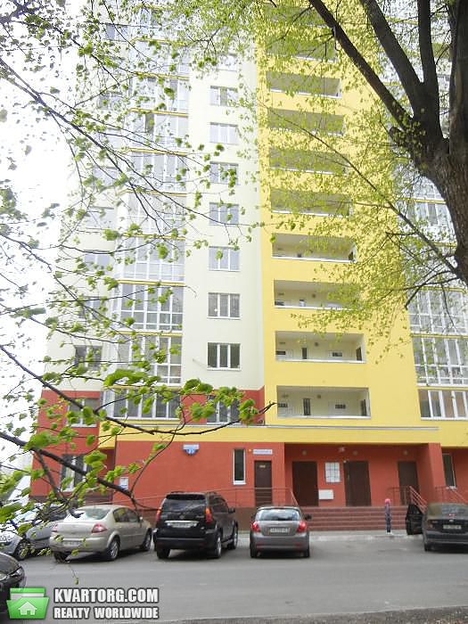 Sell 3-room apartment. Киев,  Комбинатная — photo 1