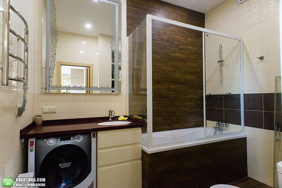Rent out 3-room apartment. Киев,  Артема — photo 8
