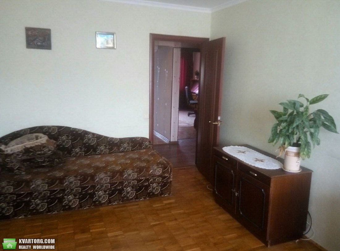 Rent out 3-room apartment. Киев,  Голосеевская — photo 5