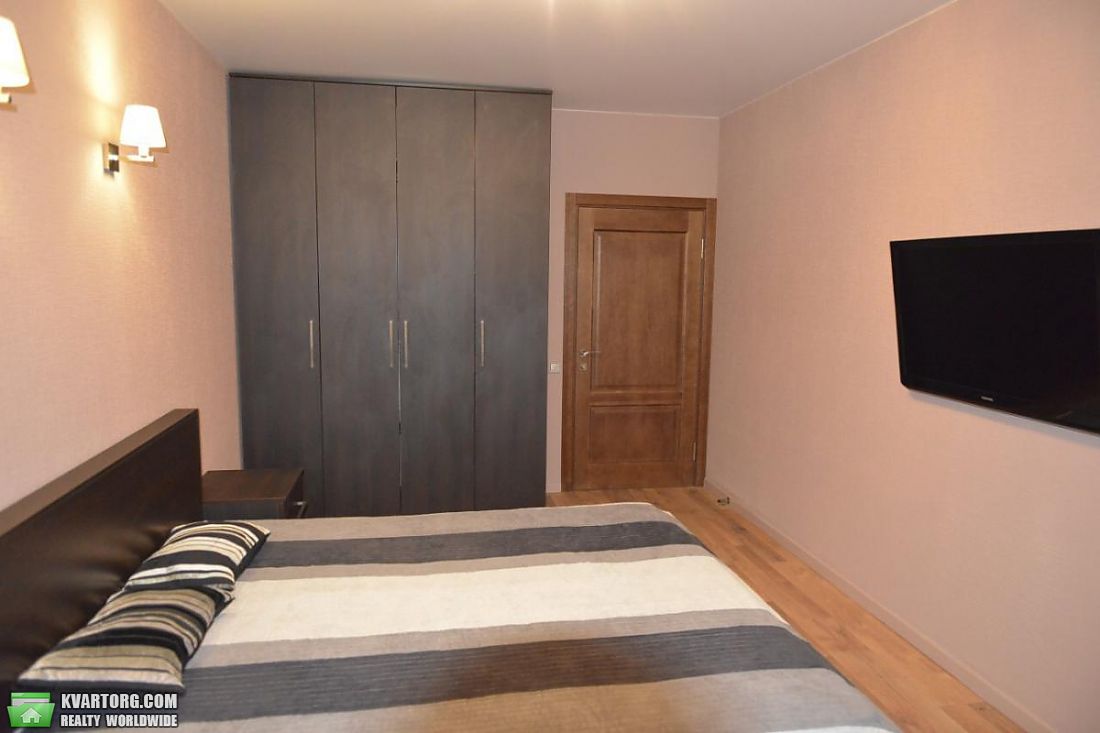 Rent out 3-room apartment. Киев,  Ломоносова — photo 3