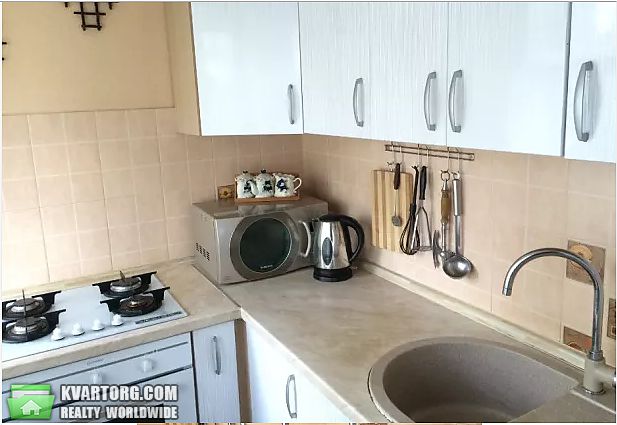 Rent out 2-room apartment. Киев,  Чистяковская — photo 2