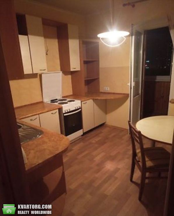 Sell 1-room apartment. Киев,  Радунская — photo 1