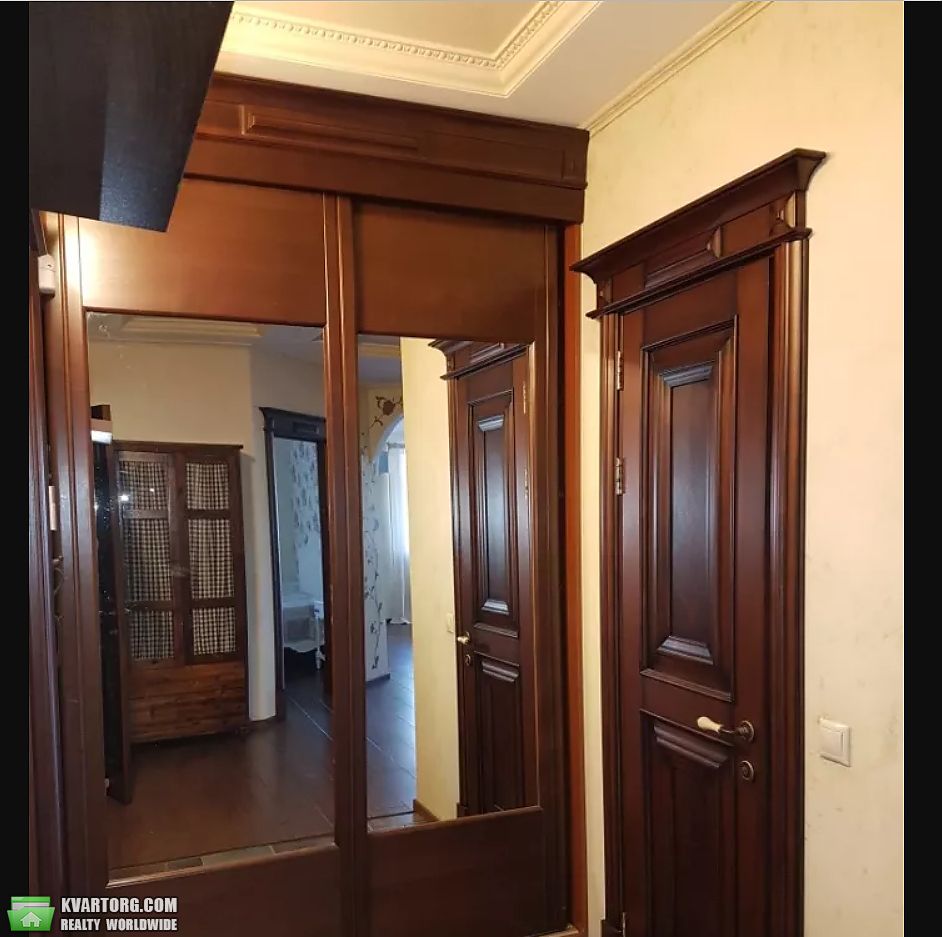 Rent out 2-room apartment. Киев, Маршала Жукова — photo 2