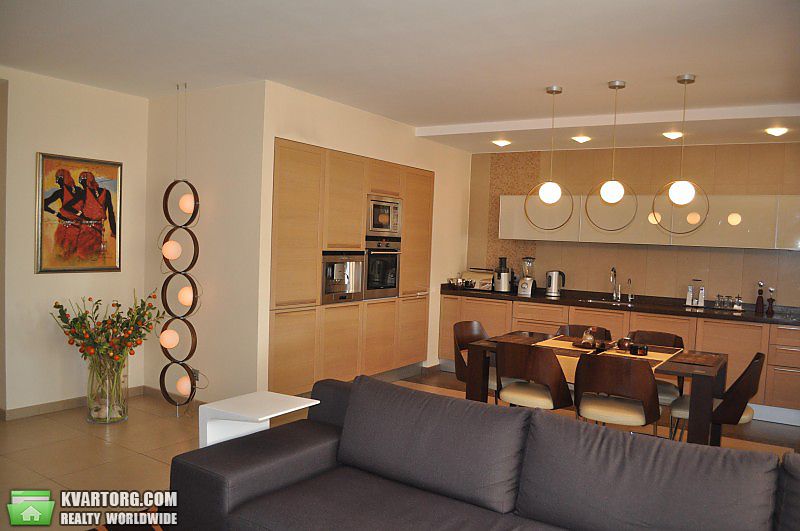 Rent out 3-room apartment. Киев, Черновола — photo 2