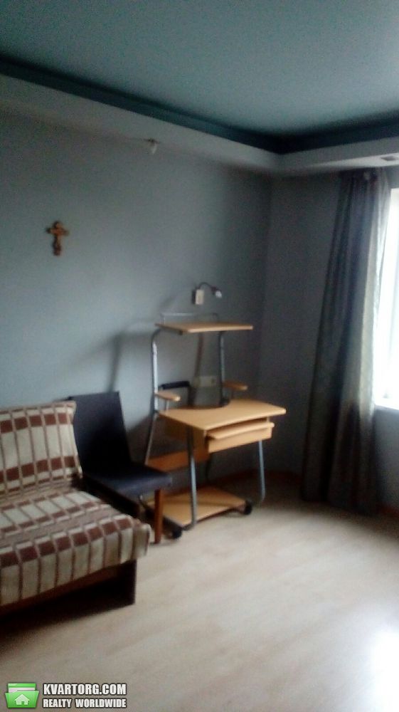 Rent out 3-room apartment. Вишневое, Черновола — photo 3