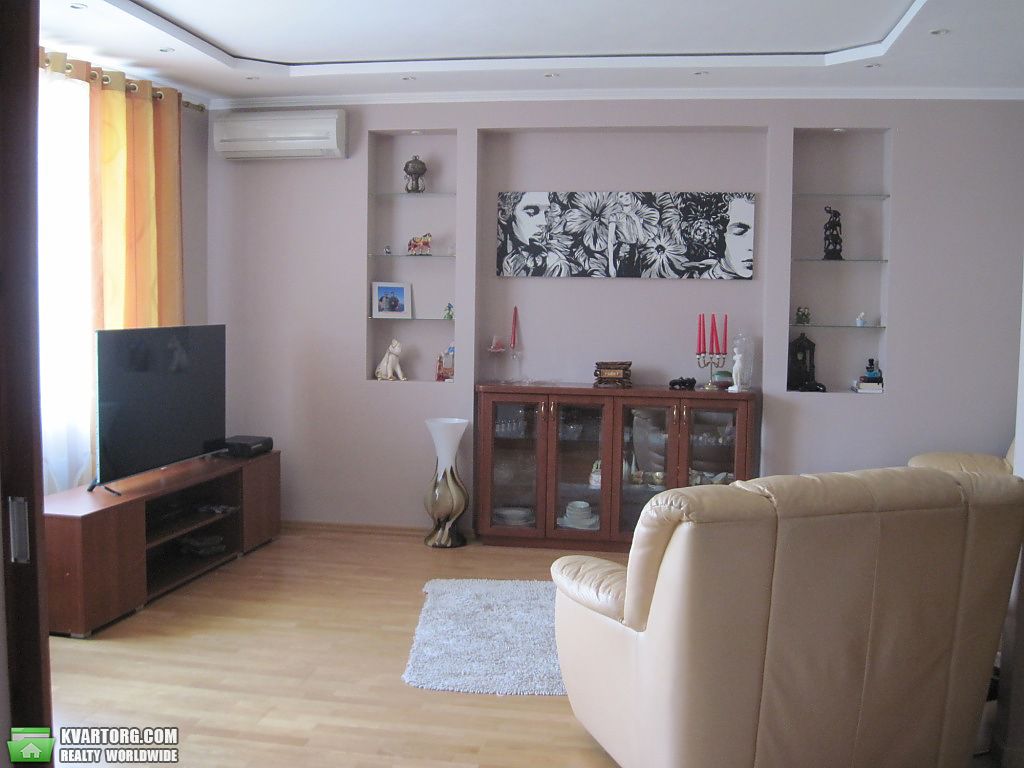 Sell 3-room apartment. Киев,  Окипной Раисы — photo 1