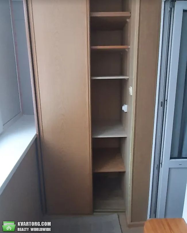 Rent out 1-room apartment. Киев,  Багговутовская — photo 9