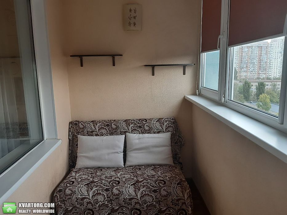 Sell 1-room apartment. Киев,  Краковская — photo 6