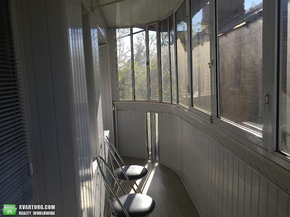 Sell 4-room apartment. Киев,  Почайнинская — photo 9