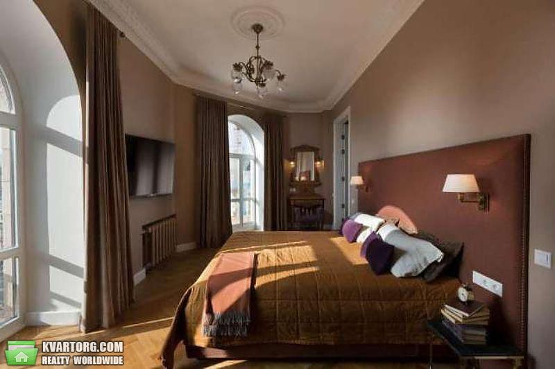 Rent out 2-room apartment. Киев,  Крещатик — photo 9