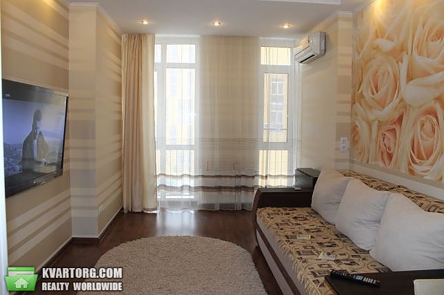 Sell 1-room apartment. Киев, Регенераторная — photo 1