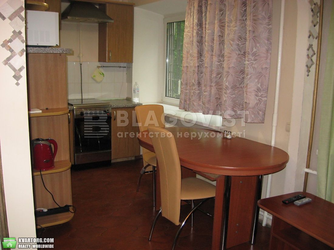 Sell 2-room apartment. Киев,  Жилянская — photo 4