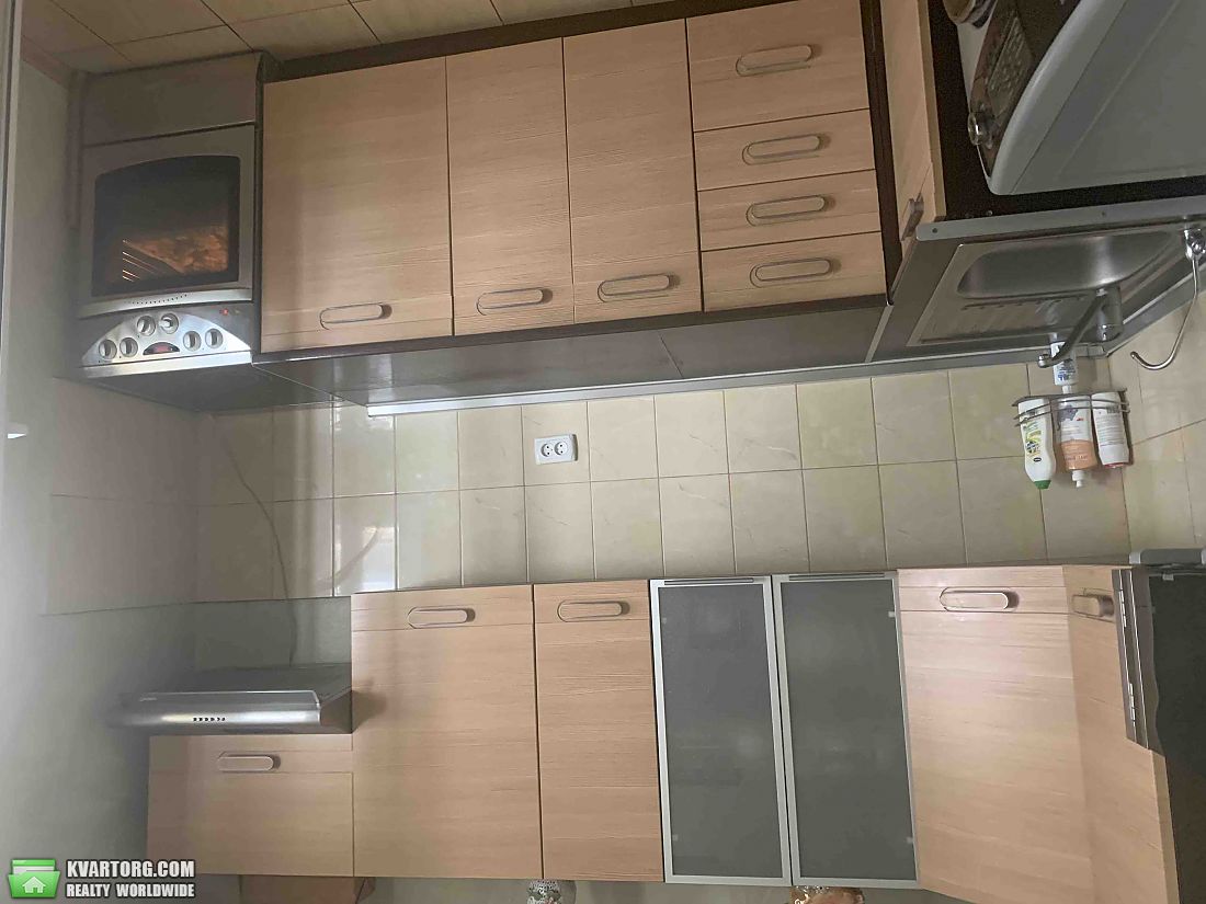Rent out 2-room apartment. Киев,  Булгакова — photo 9