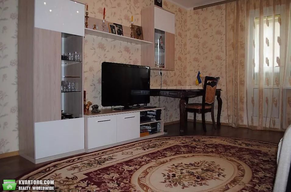 Sell 2-room apartment. Киев,  Милославская — photo 1