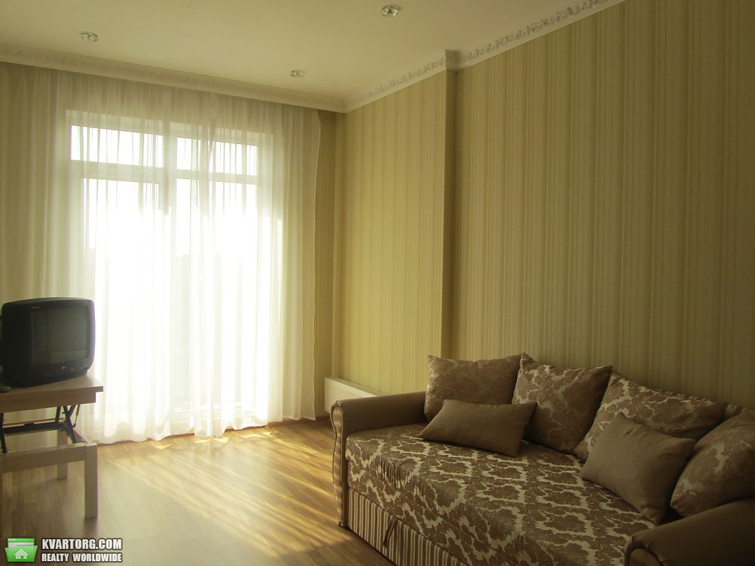 Sell 2-room apartment. Одесса, Французский бульвар — photo 1
