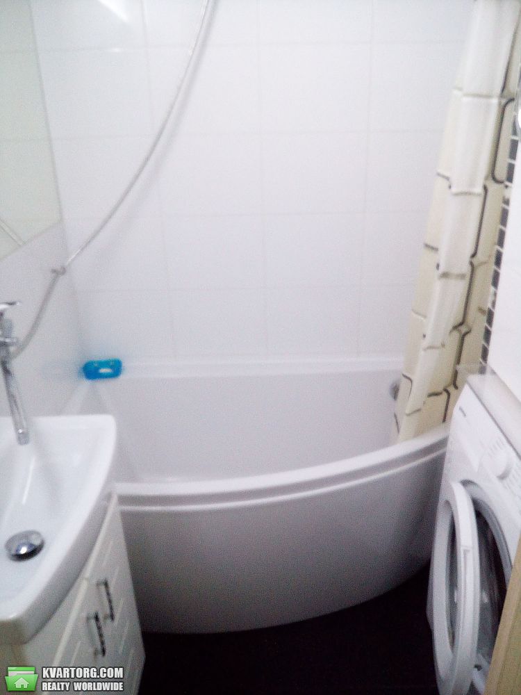 Rent out 2-room apartment. Киев,  Ольжича — photo 8