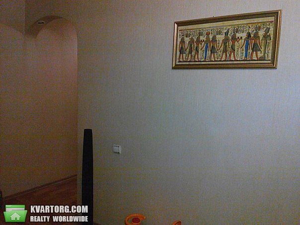Sell 3-room apartment. Днепропетровск, Тополь 2 — photo 1