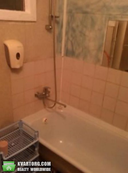 Rent out 1-room apartment. Киев, Строителей — photo 8