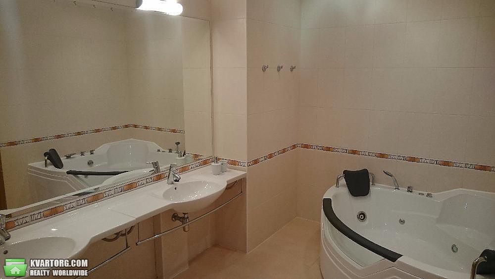 Rent out 4-room apartment. Киев,  Старонаводницкая — photo 9