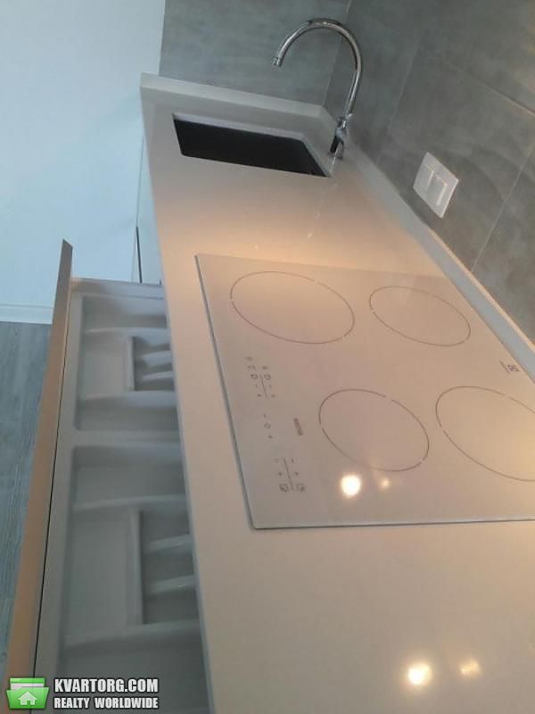 Rent out 3-room apartment. Киев,  Княжий Затон — photo 8