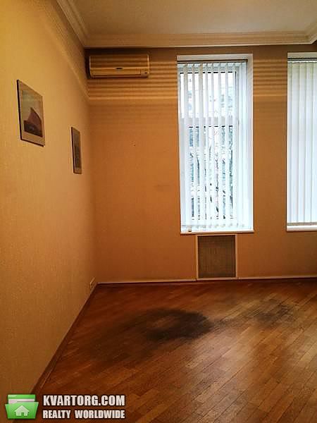 Sell 4-room apartment. Киев,  Большая Житомирская — photo 10