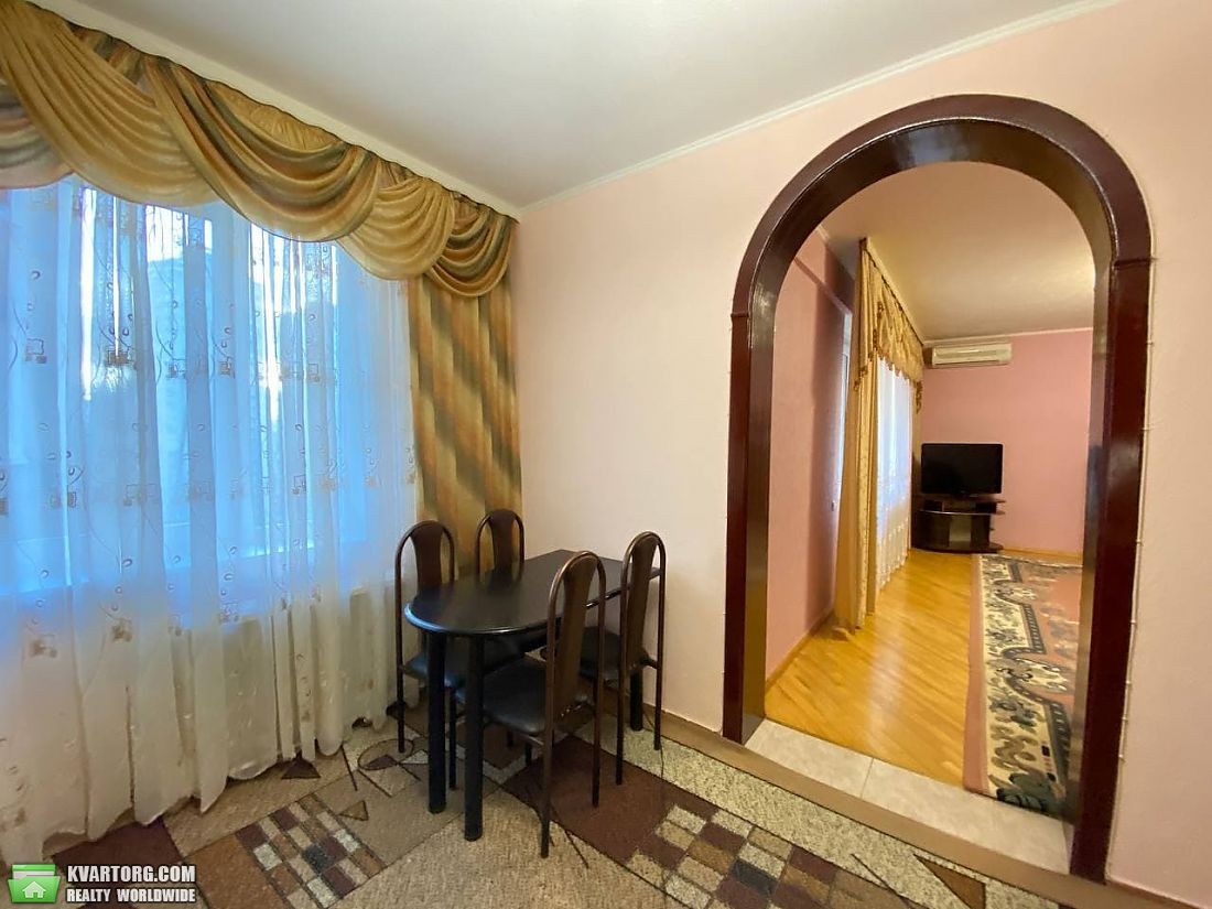 Rent out 3-room apartment. Киев, Никольско слободская — photo 4