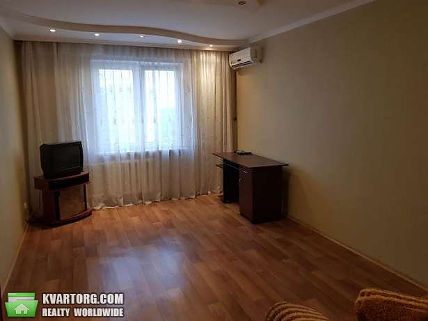 Rent out 1-room apartment. Киев, Ващенко — photo 2